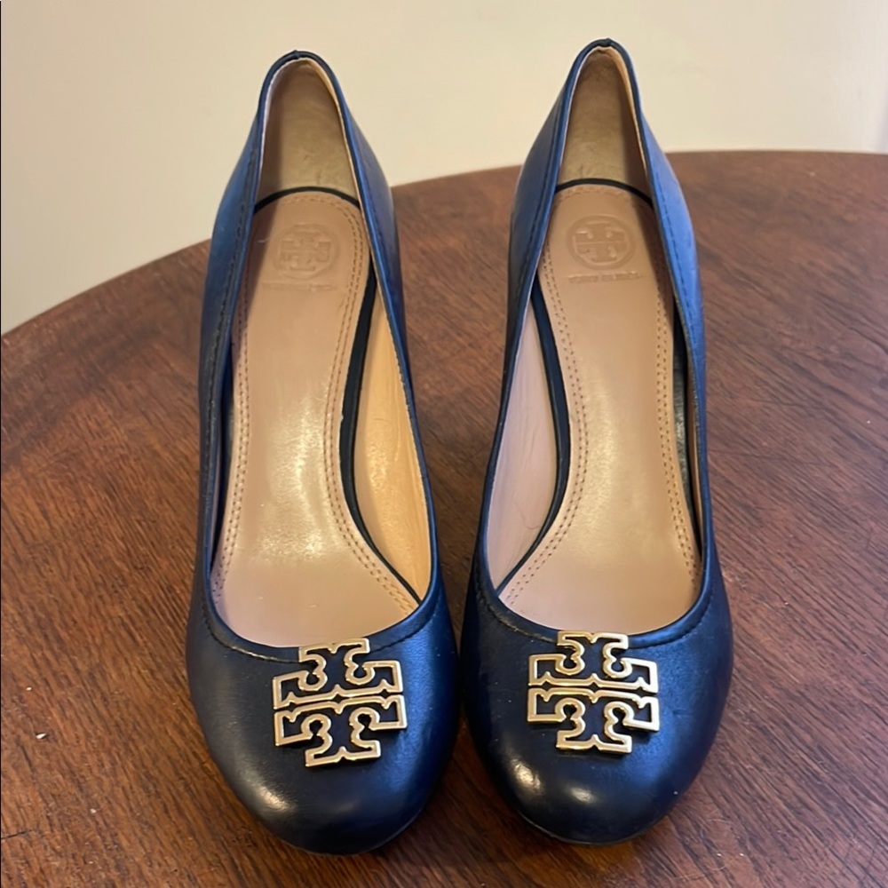 Tory Burch Navy Leather Heels with Gold Logo